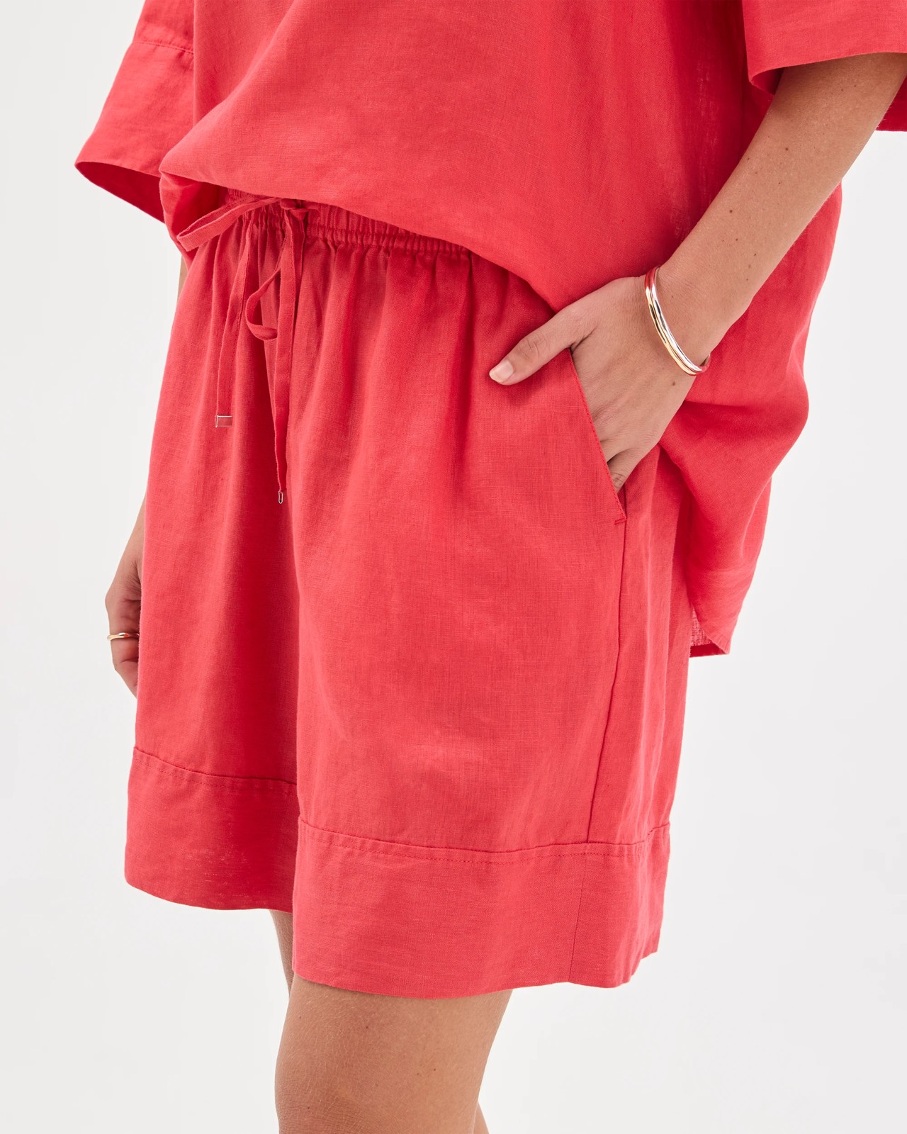 European Linen Long Shorts - Cranberry 3 of 6