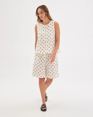 European Linen Bermuda Shorts