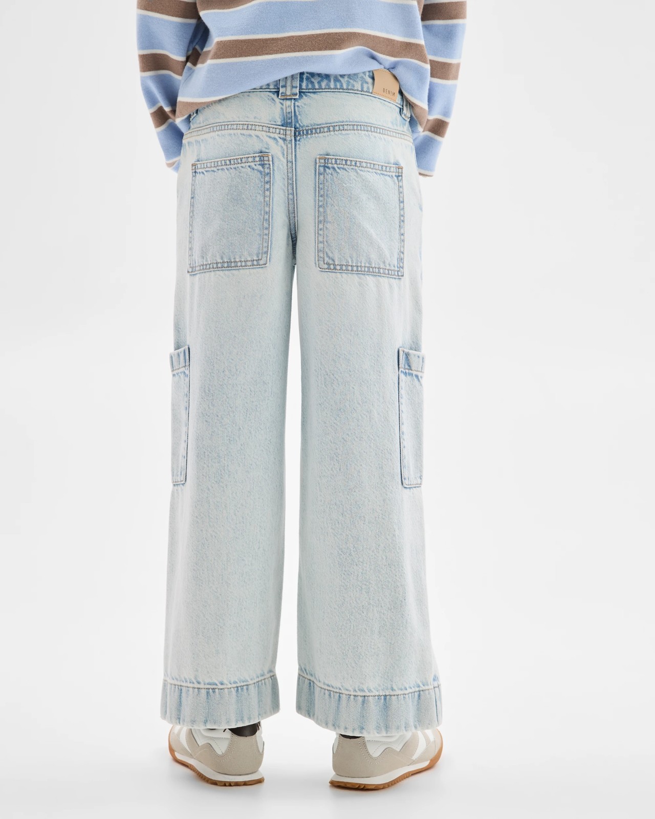 Denim Cargo Wide Leg Jeans - Light Wash 4 of 5