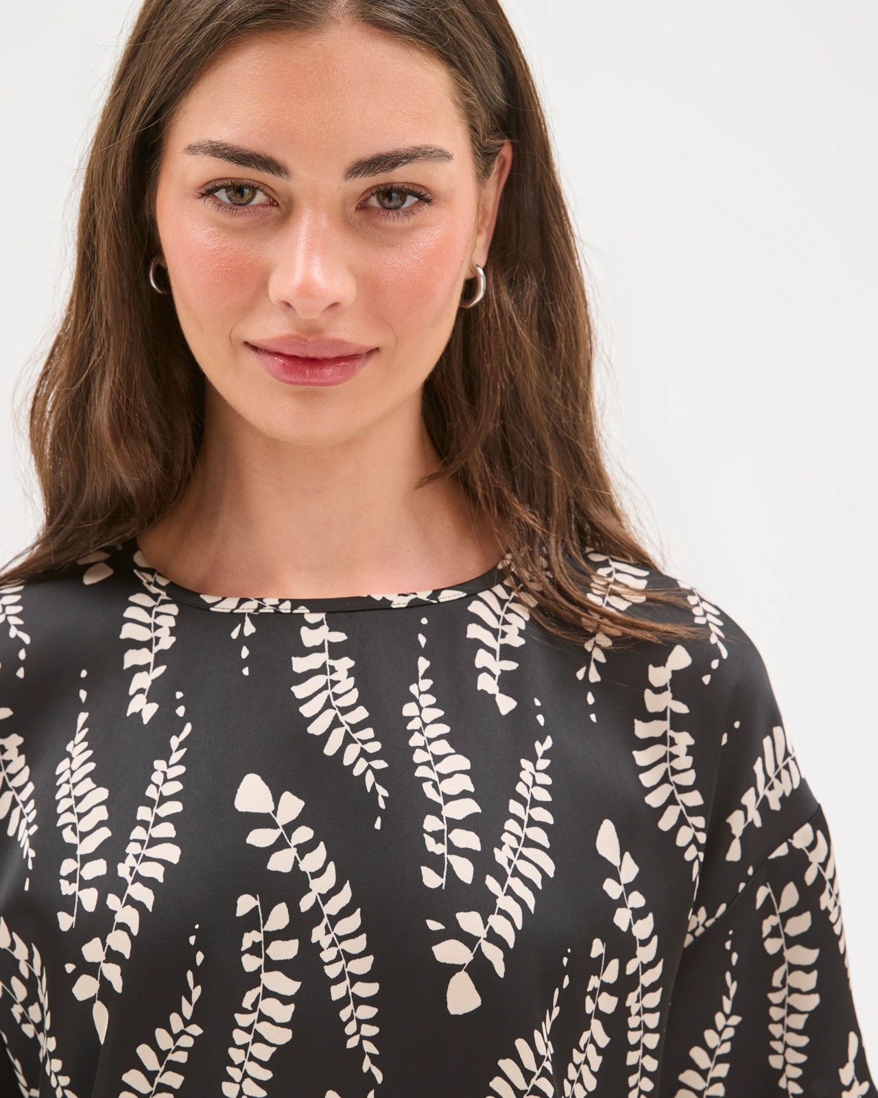 Petites Boxy Satin T-Shirt 3 of 5