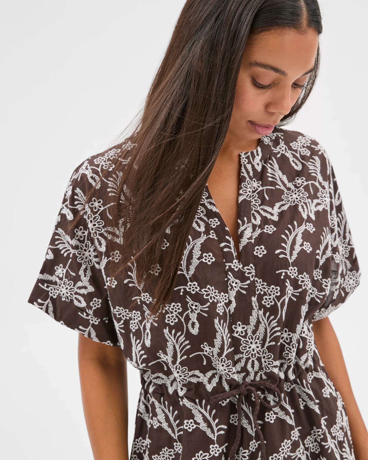 225_71916996_3+225T7191