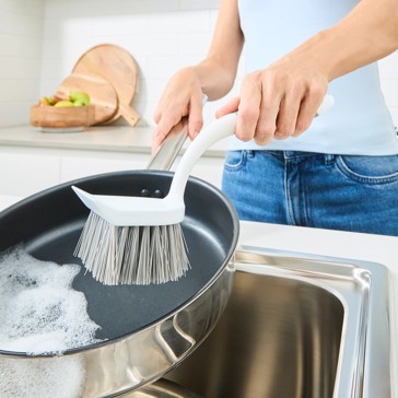 Scrubbing Brush with Scraper - Anko