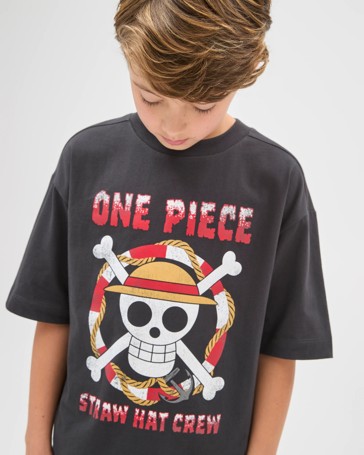 One Piece Straw Hat T-Shirt
