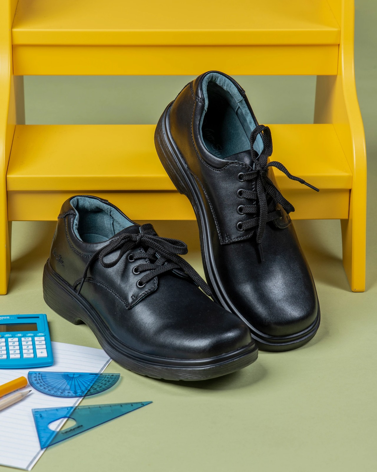 Kids Grad Gro Shu Lace-Up Leather School Shoes 5 of 5