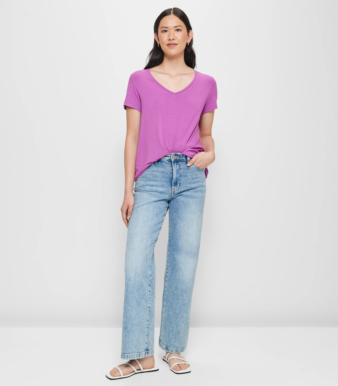 Viscose/Elastane V-Neck T-Shirt - Striking Purple