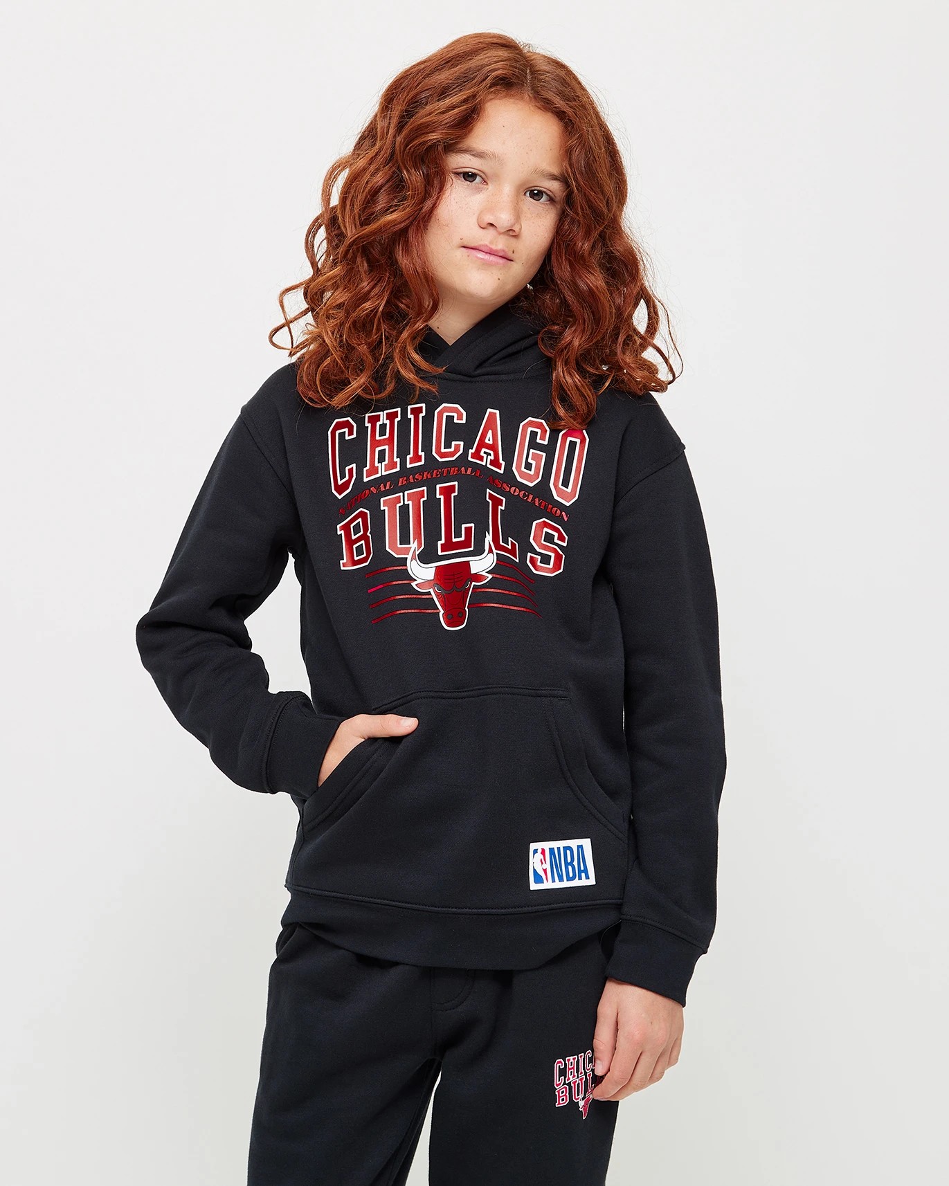 Chicago bulls youth on sale hoodie