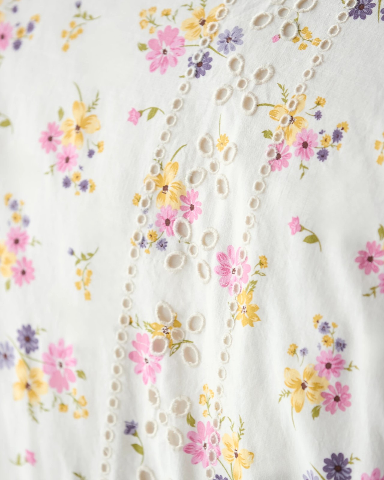 Dahlia Floral Embroidered Quit Cover Set 3 of 5