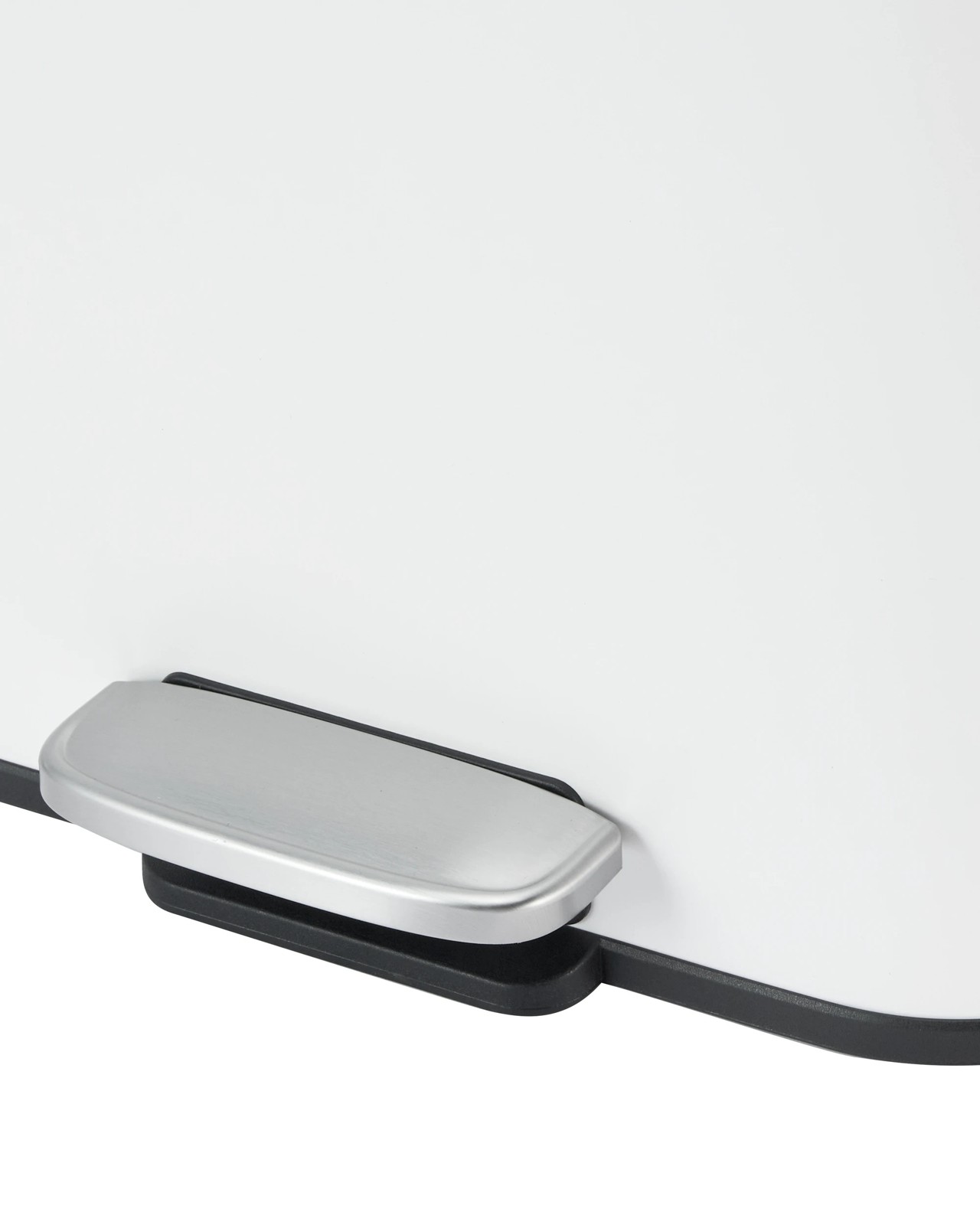 Anko 30L Pedal Bin - White 6 of 6