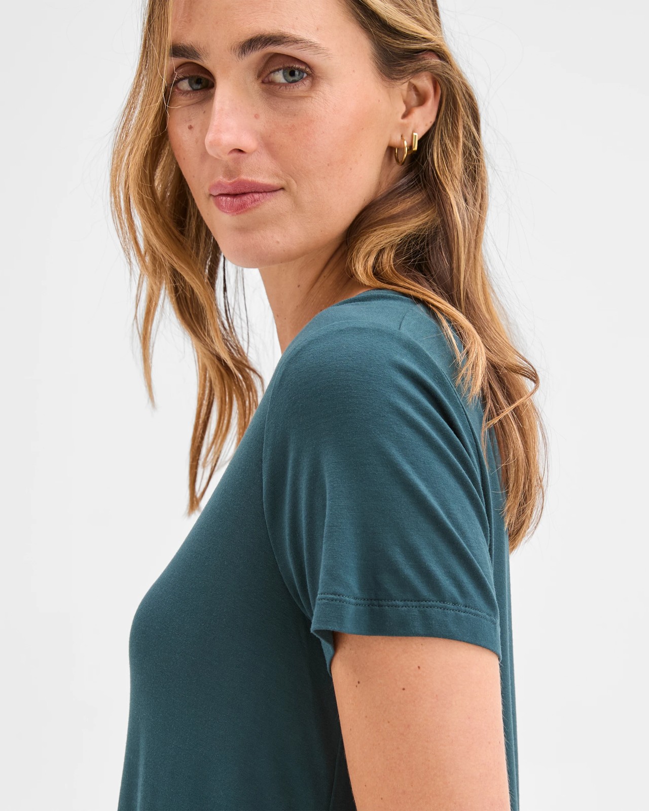 220_72033241_4+220T7203