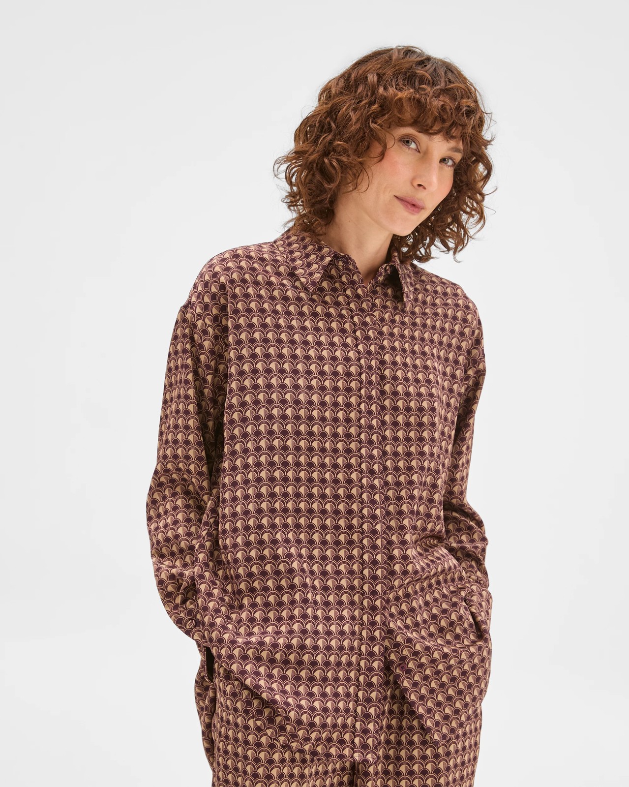 Preview Long Sleeve Set Dressing Shirt 3 of 6