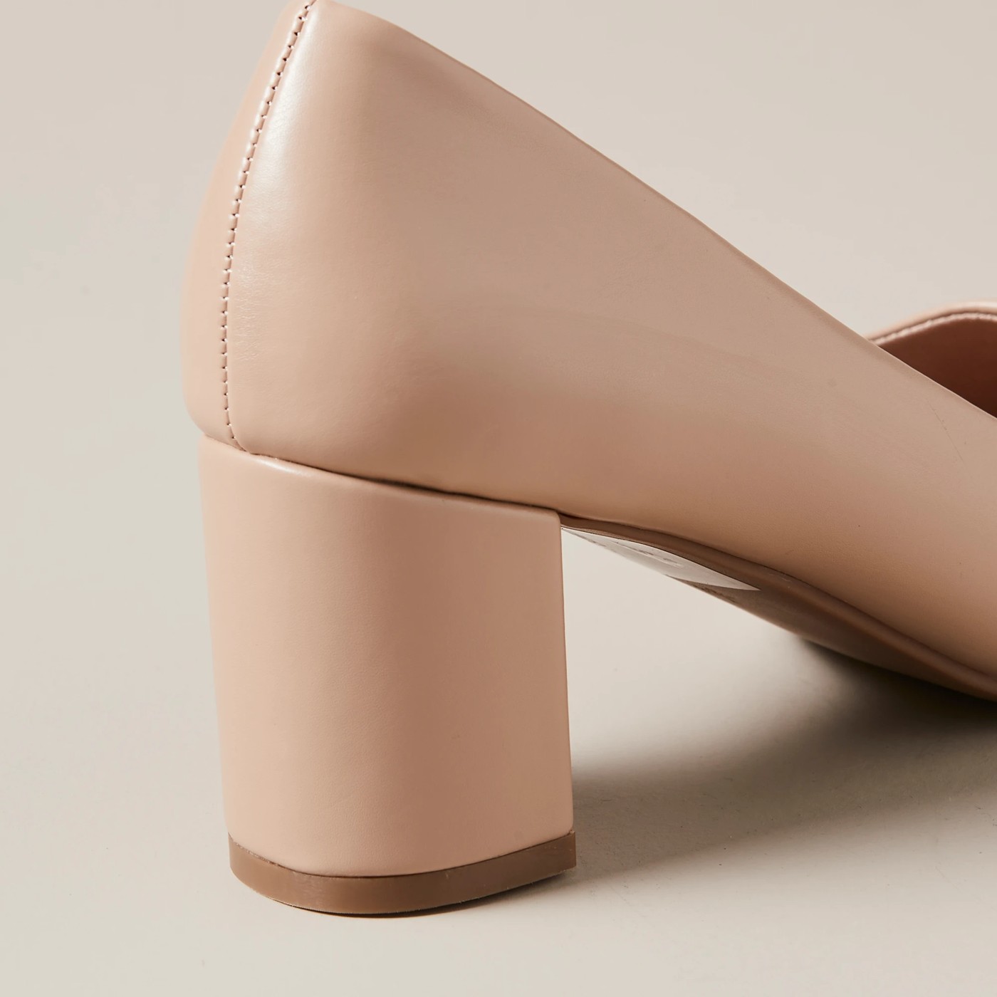 Nude block best sale heel target