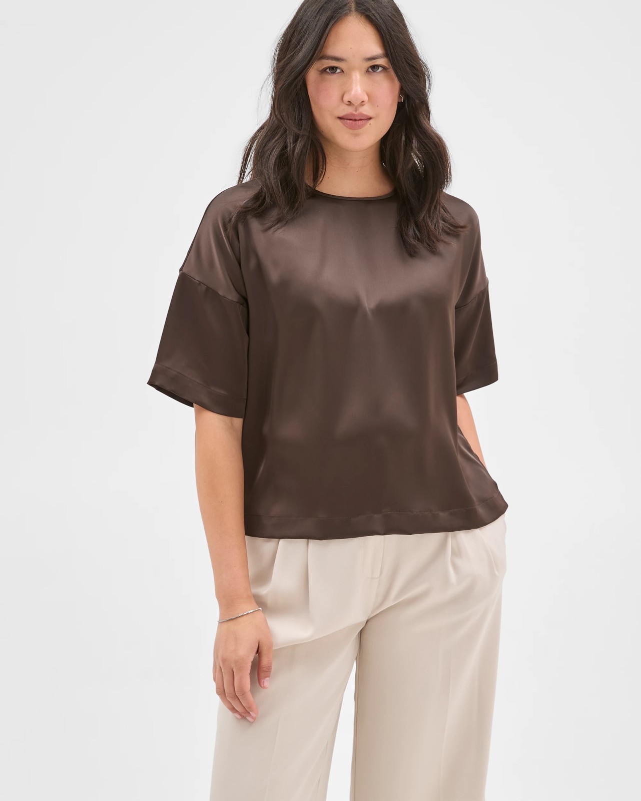 Preview Kali Satin Boxy T-Shirt - Coffee Bean 3 of 5