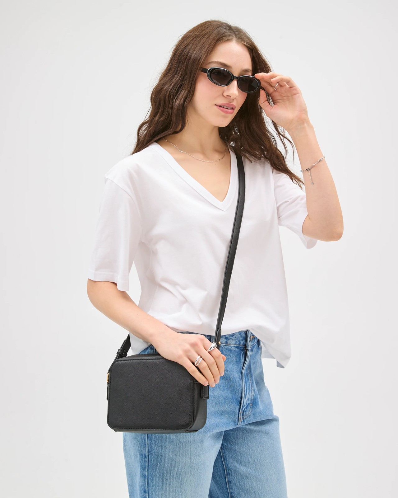Camera Crossbody Bag - Black 3 of 3