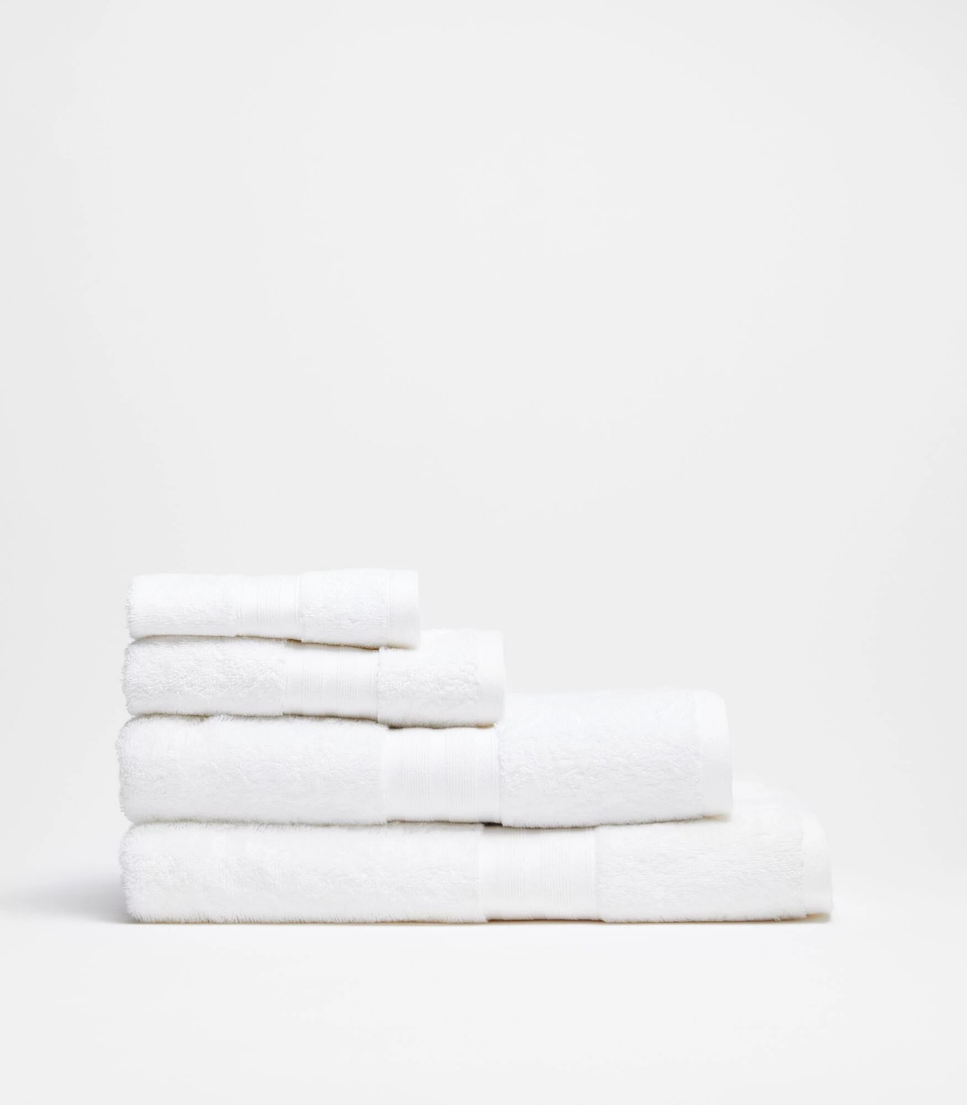 Target white bath outlet towels