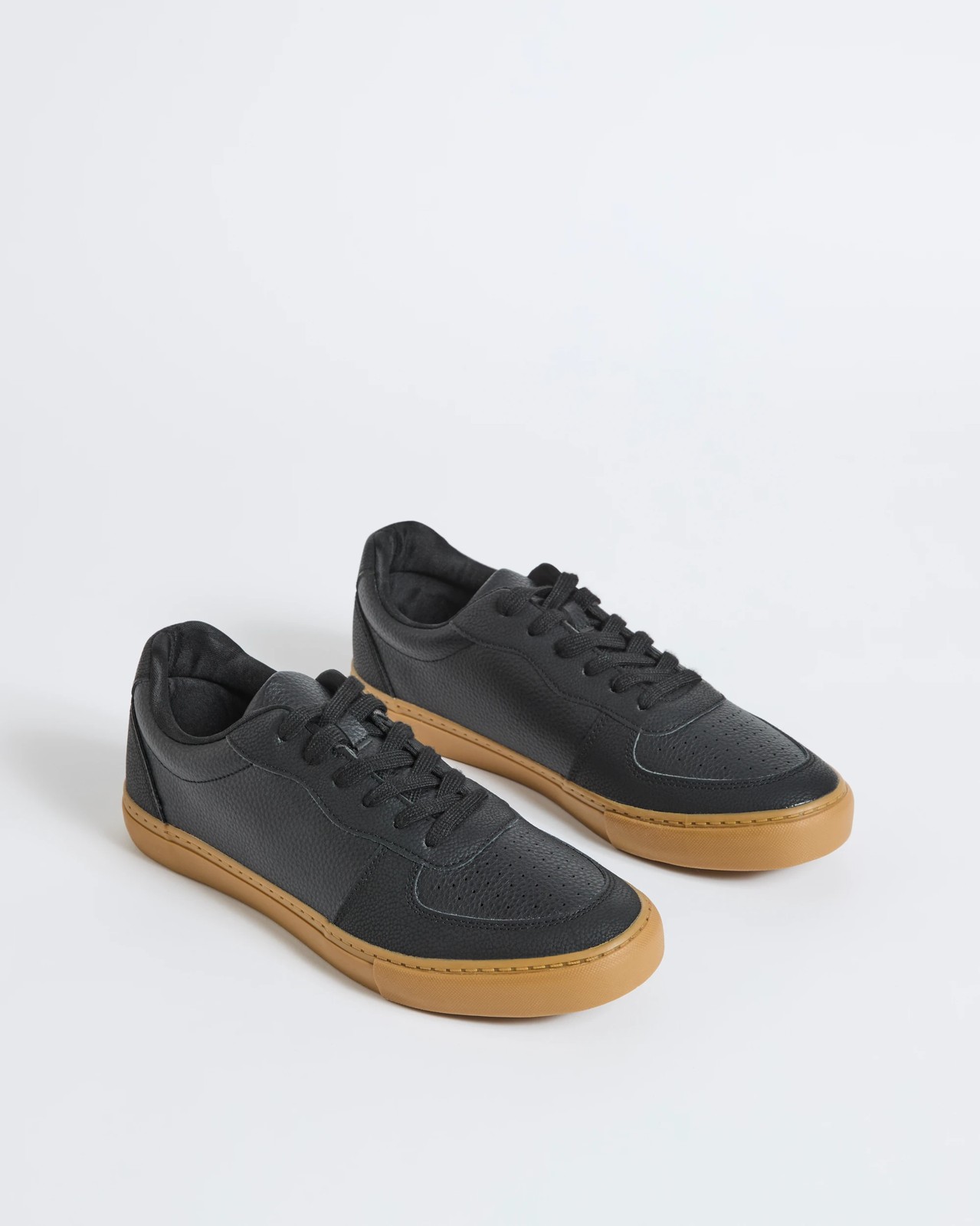 Pebble Skate Sneakers - Mono Black 2 of 3