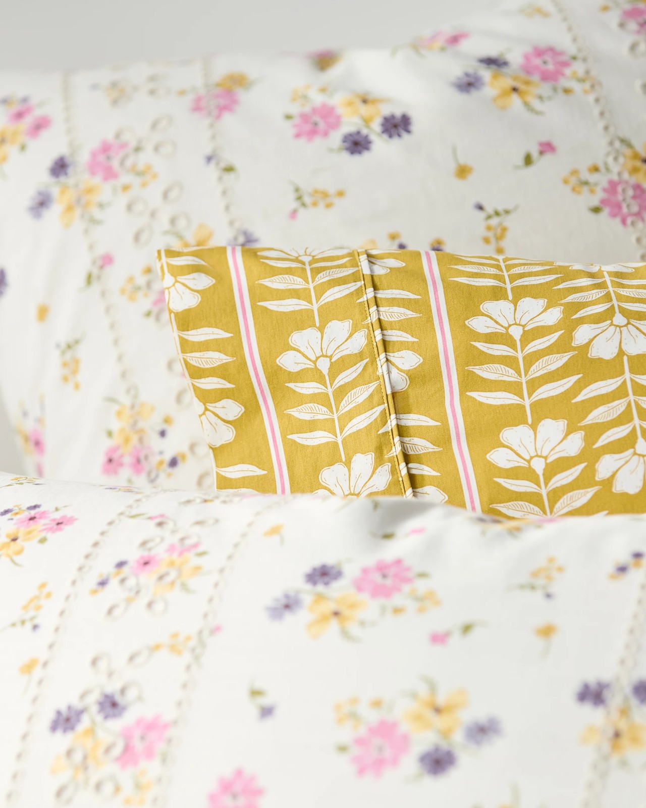 Dahlia Floral Embroidered Quit Cover Set 4 of 5