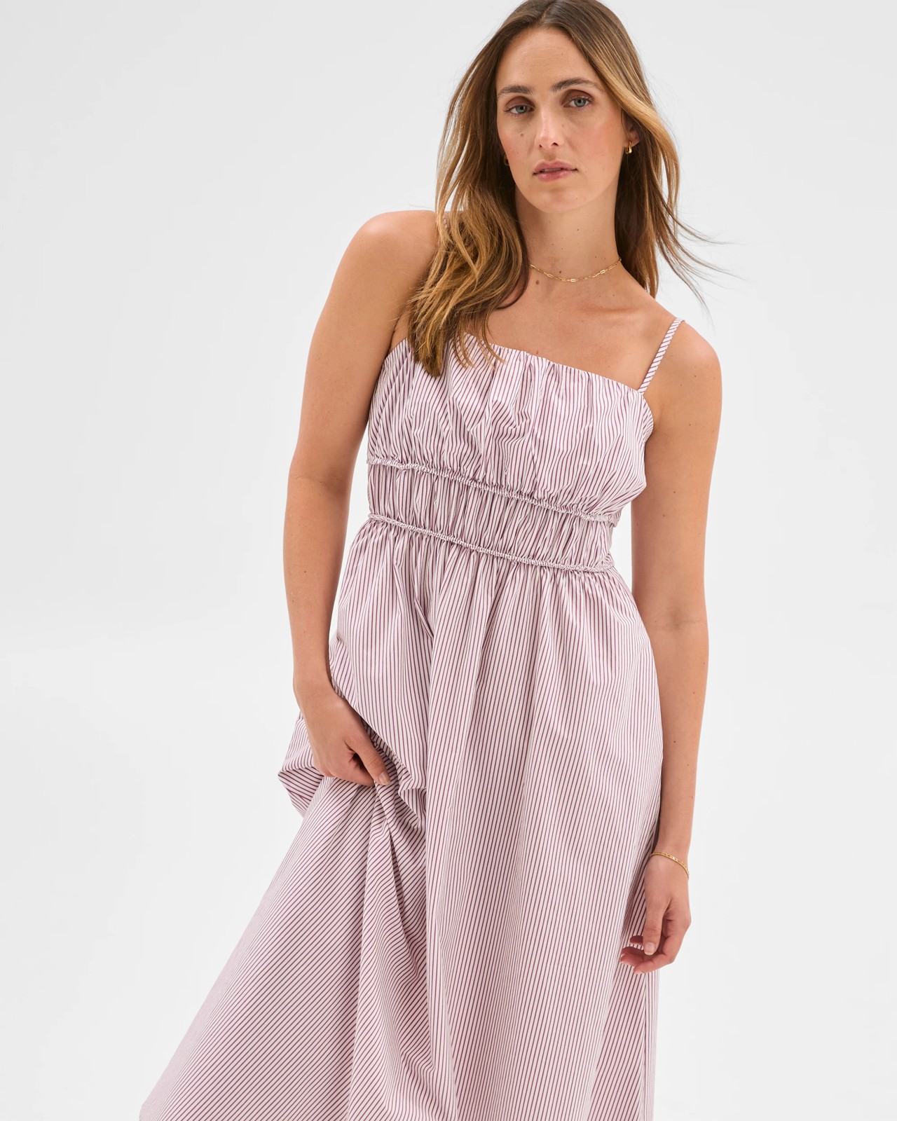 225_71828862_4+225T7182