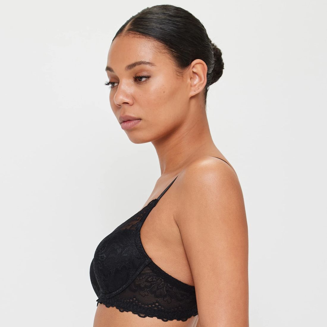 Lace Plunge Underwire Bra