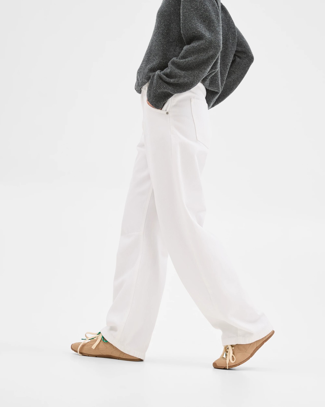 Cate Relaxed Barrel Denim Jeans 4 of 6