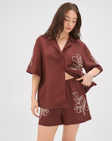 Lily Loves European Linen Blend Embellished Shorts