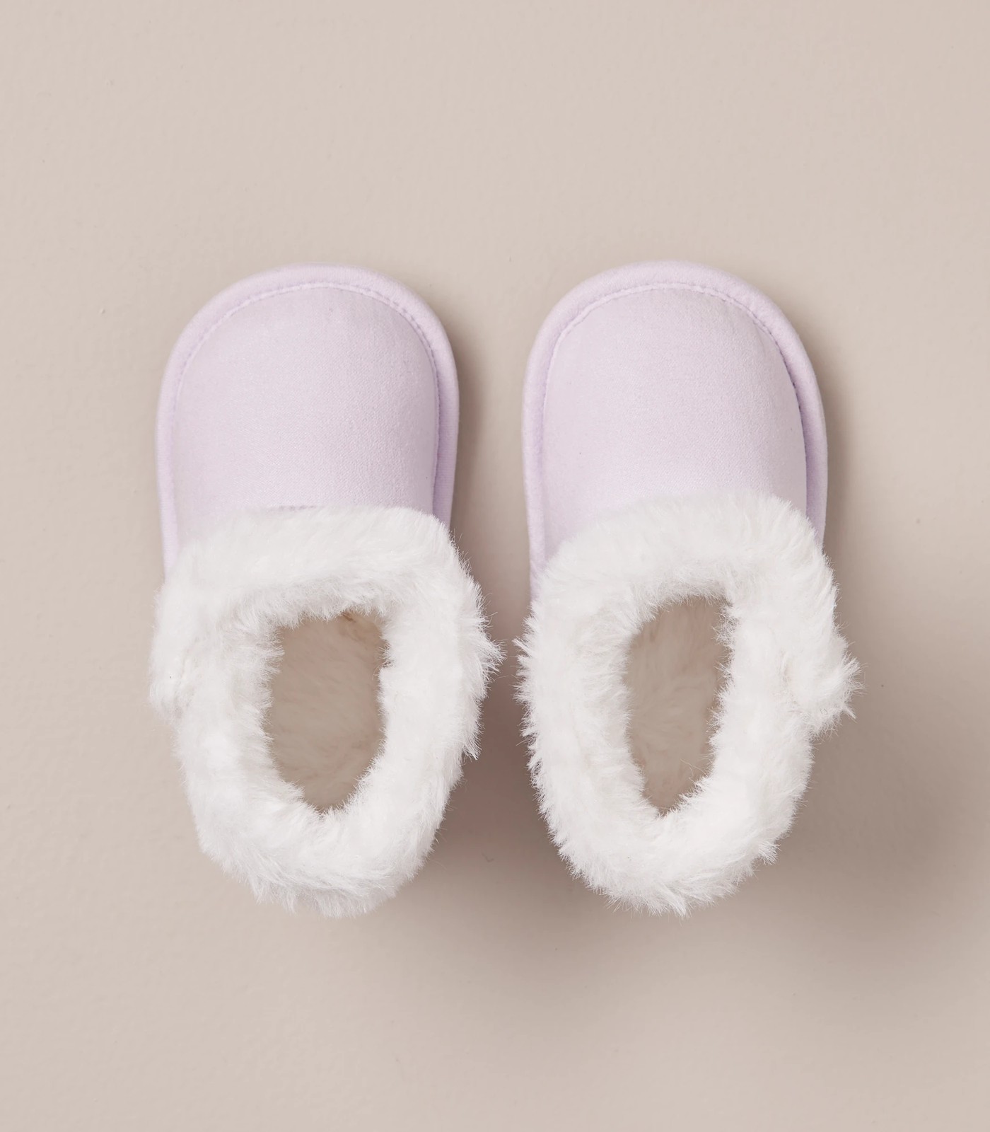 Baby hot sale fluffy slippers