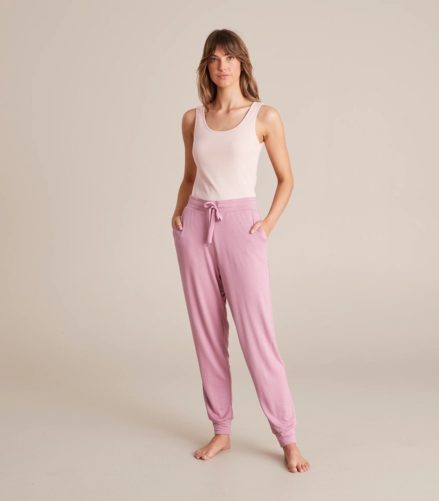 67233403_1+22A9F7_80