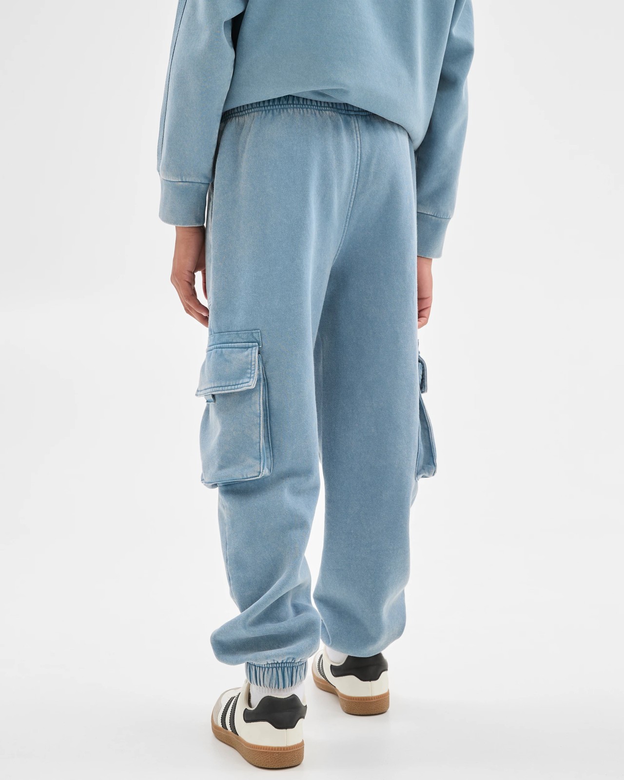 375_71892801_4+375T7189