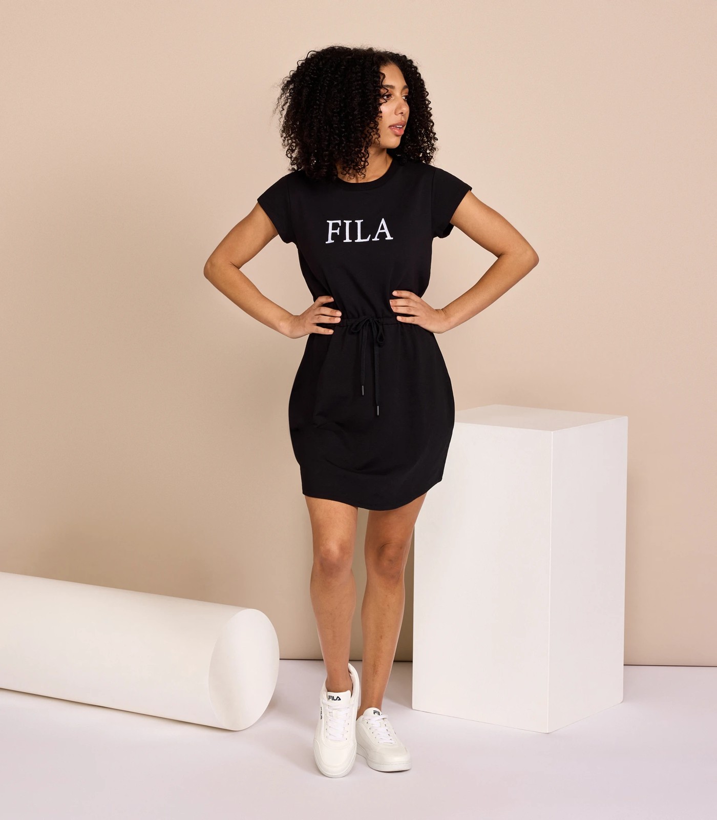 Fila t outlet shirt kleid