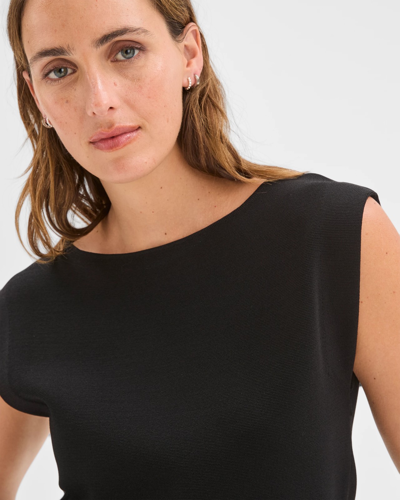 Preview Ultimate Knit Tank Top - Black 4 of 5