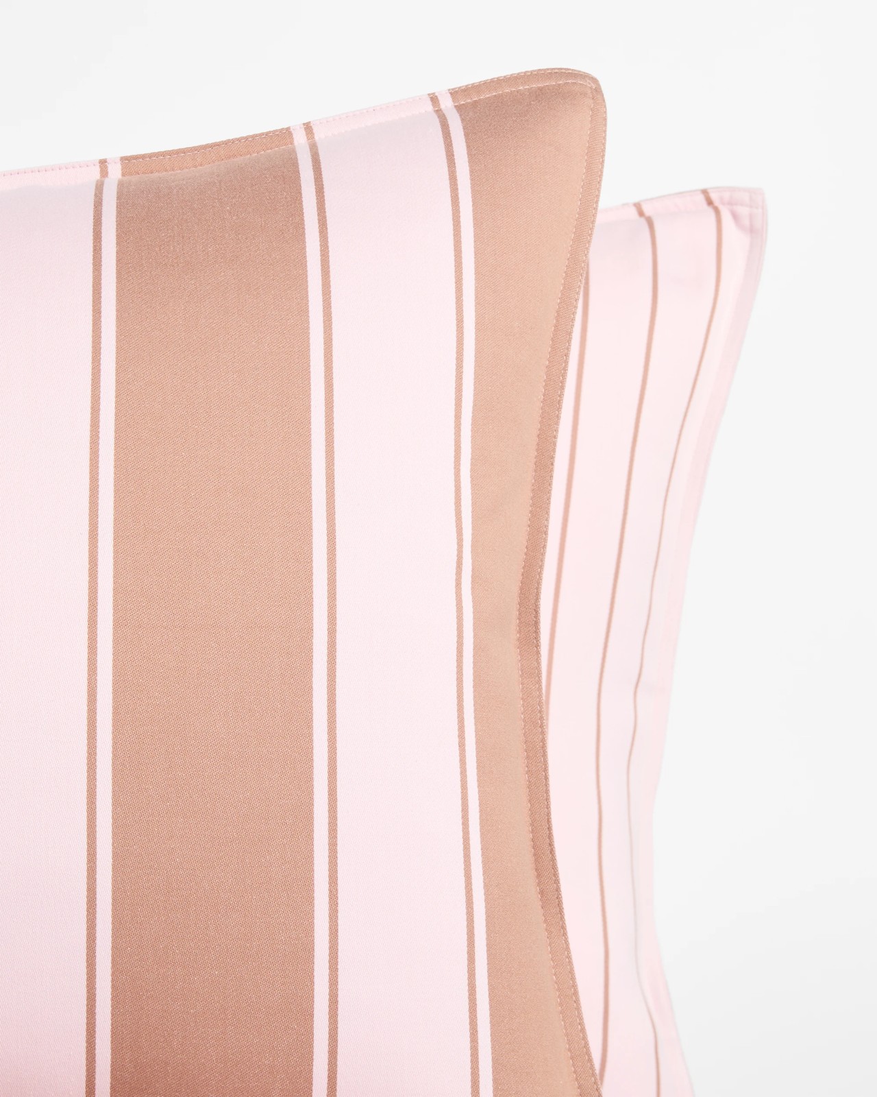 500_72184165_7+500T7218