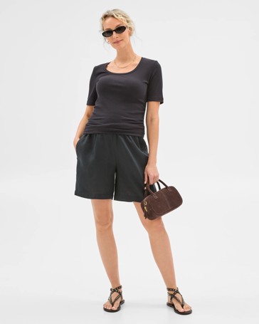 Maternity European Linen Shirred Shorts
