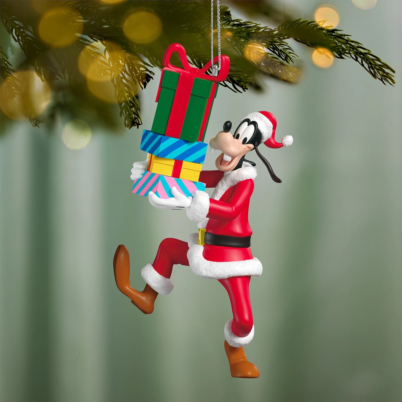Hallmark Keepsake Disney Goofy Santa's Helper Christmas Tree Ornament 2 of 6