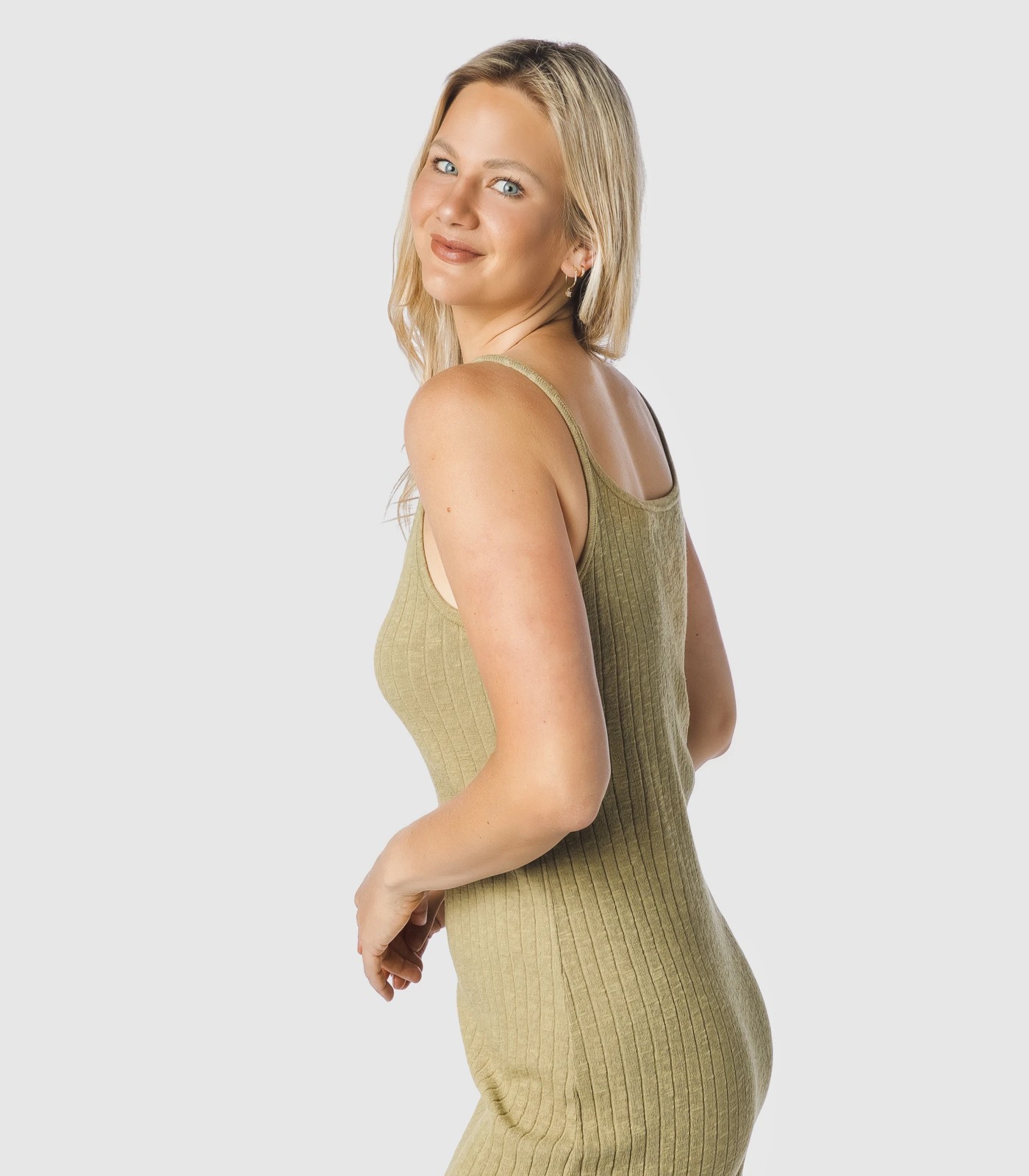 66910602-IMG-004