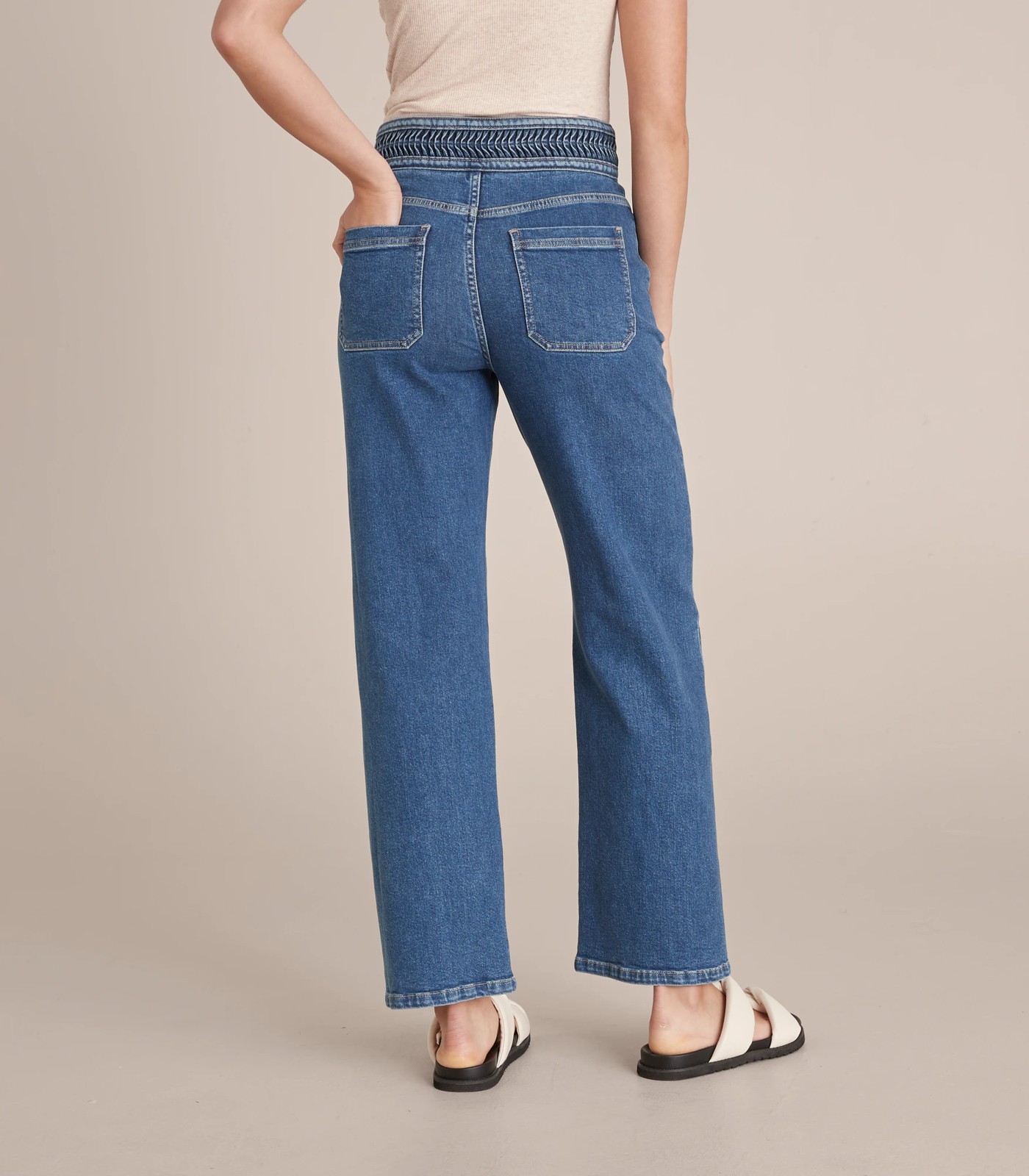 250_66843993_17+222DB0