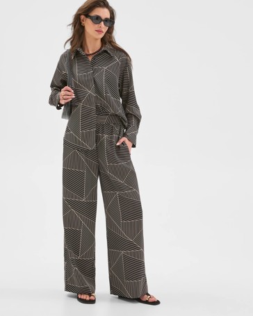 Petites Concealed Placket Shirt