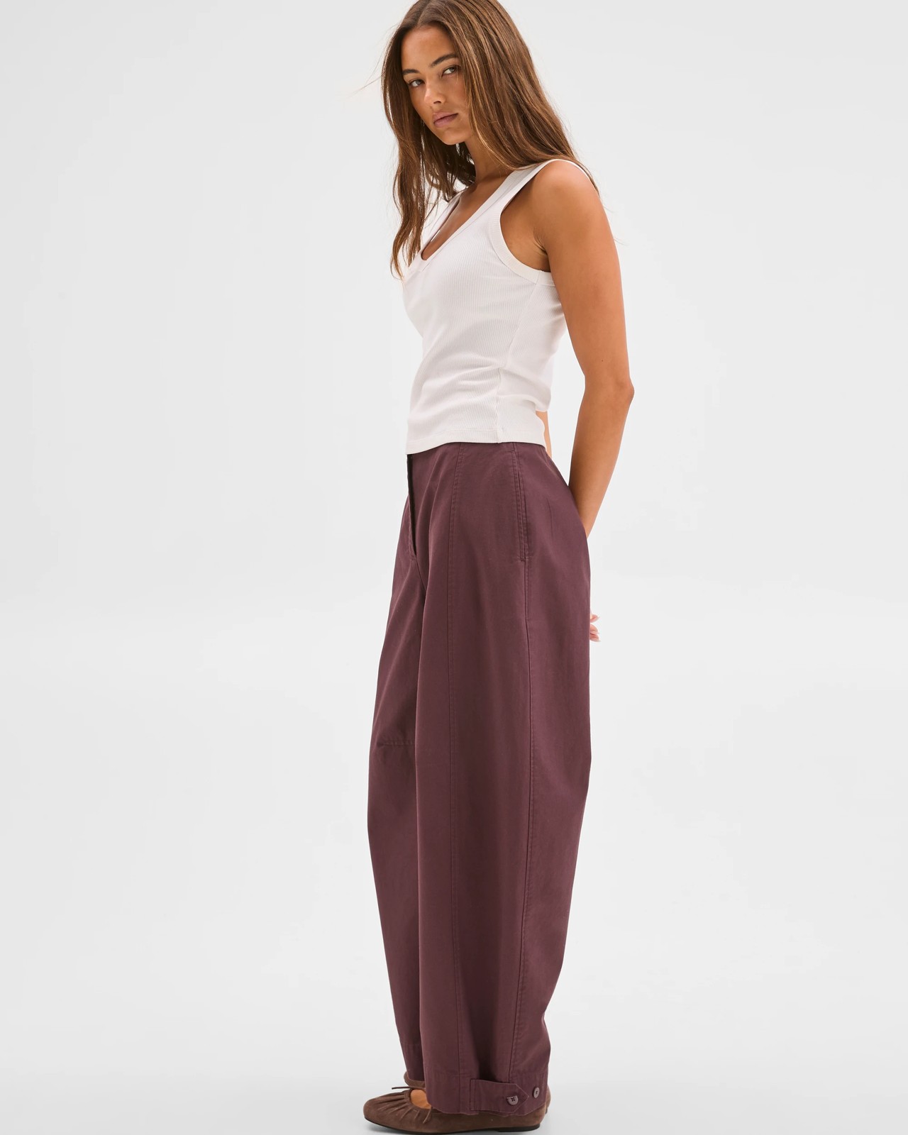 Lily Loves Australian Cotton Barrel Leg Cargo Pants  - Fudge 4 of 6