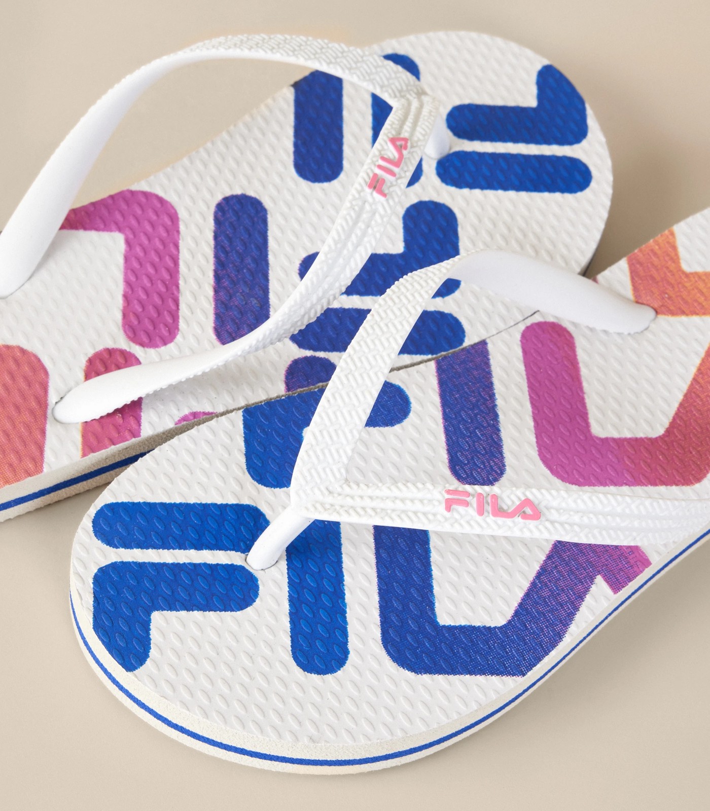fila thongs