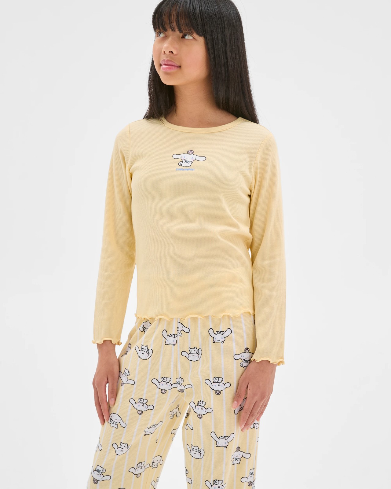 Hello Kitty Older Girls Knit Pyjama Set 2 of 5
