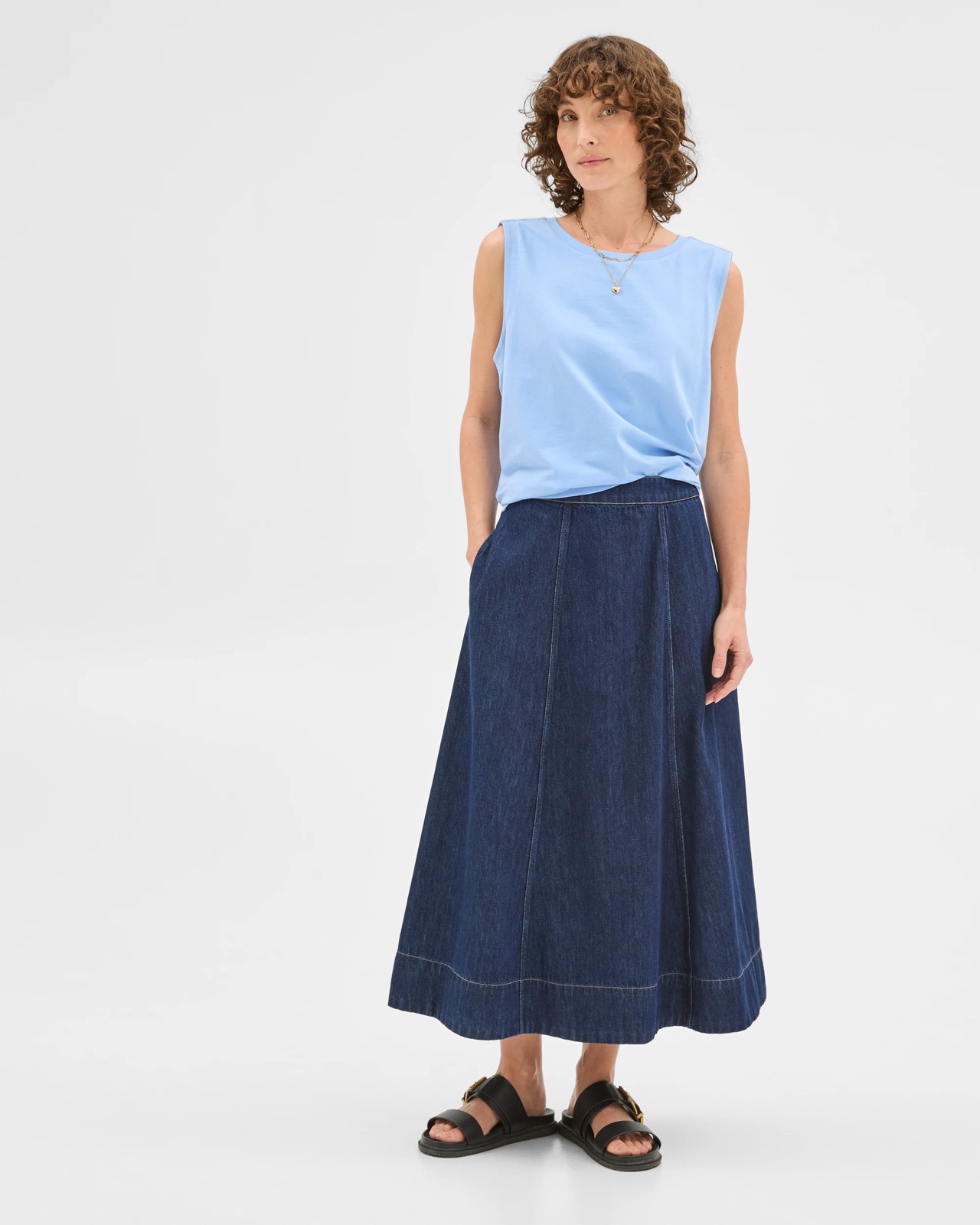 220_71660424_2+220T7166