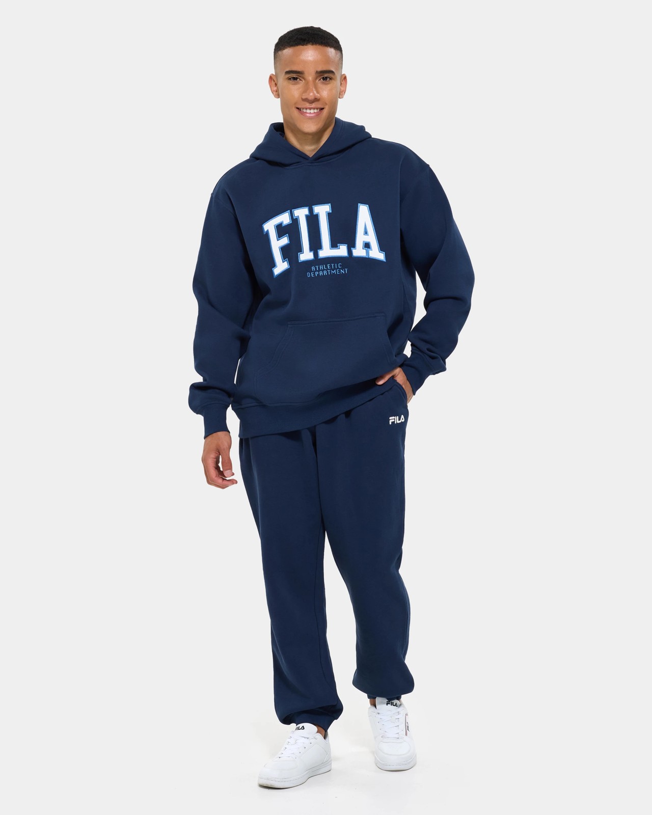 Fila Heavyweight Trackpants - Blue 2 of 5