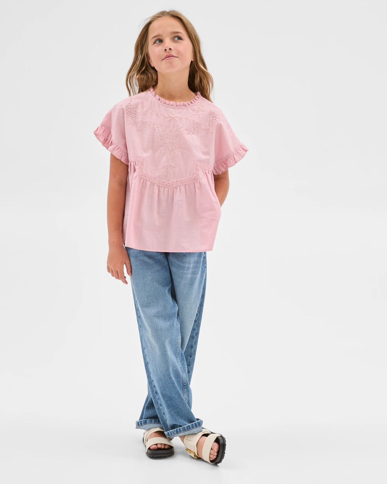 320_71873886_2+320T7187