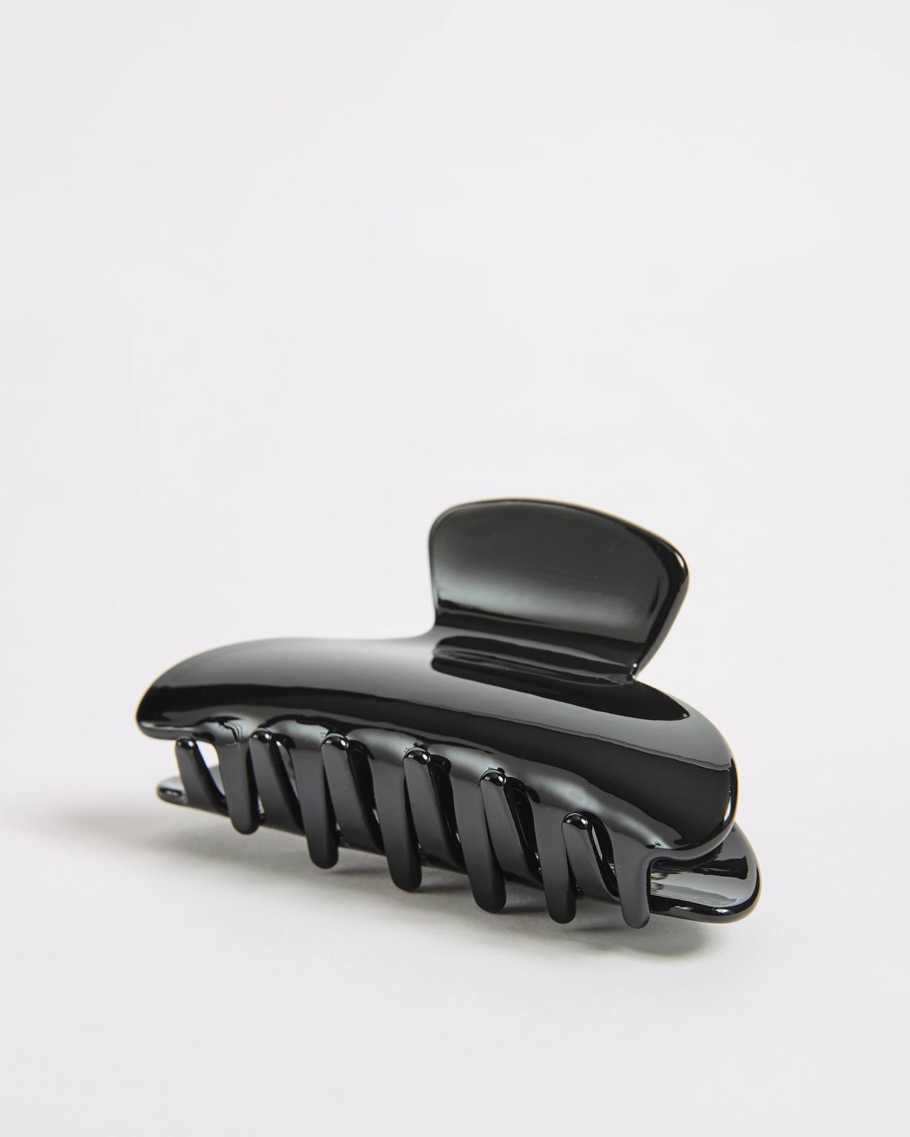 Large Resin Claw Clip - Black 2 of 2