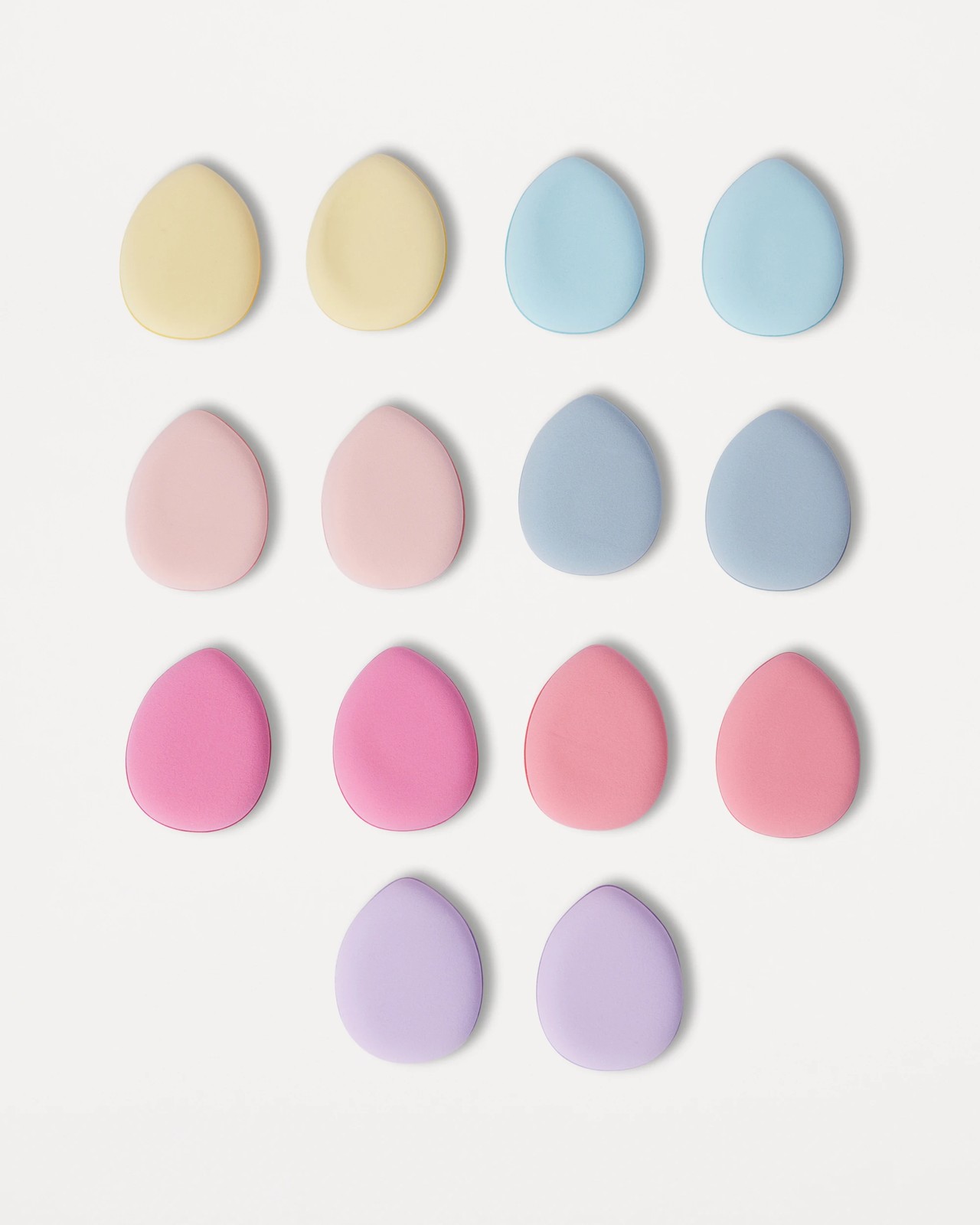 OXX Cosmetics 14 Pack Mini Powder Puffs 2 of 5