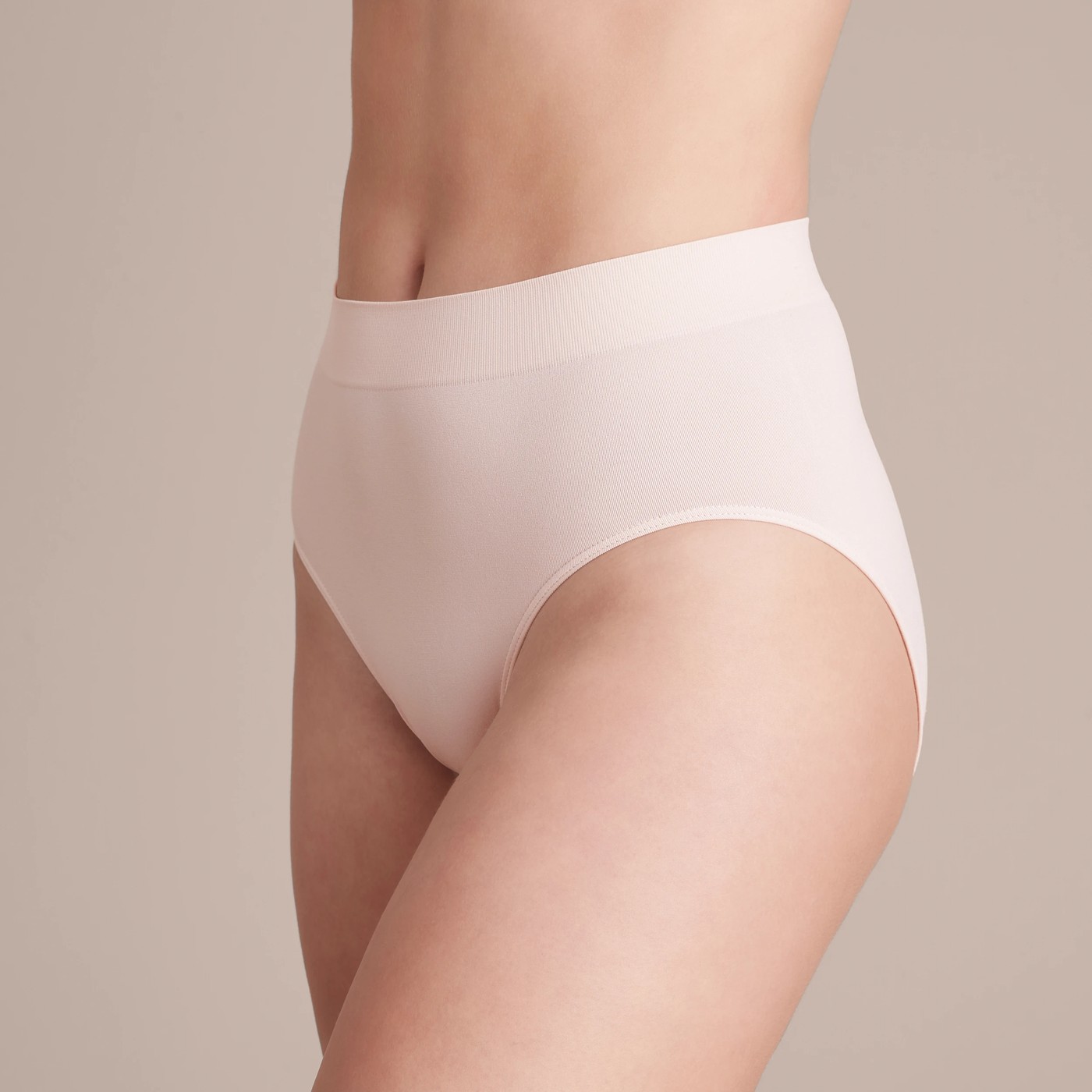 High Waist Seamfree Briefs 4 of 4