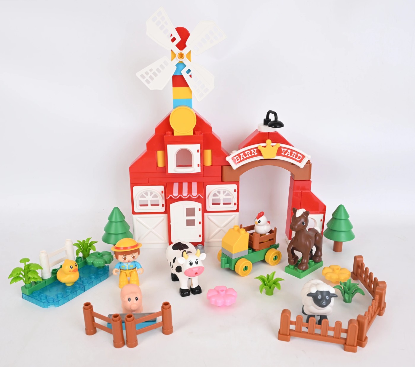 102 Piece Junior Blocks: Farm Animals and Barn 2 of 2