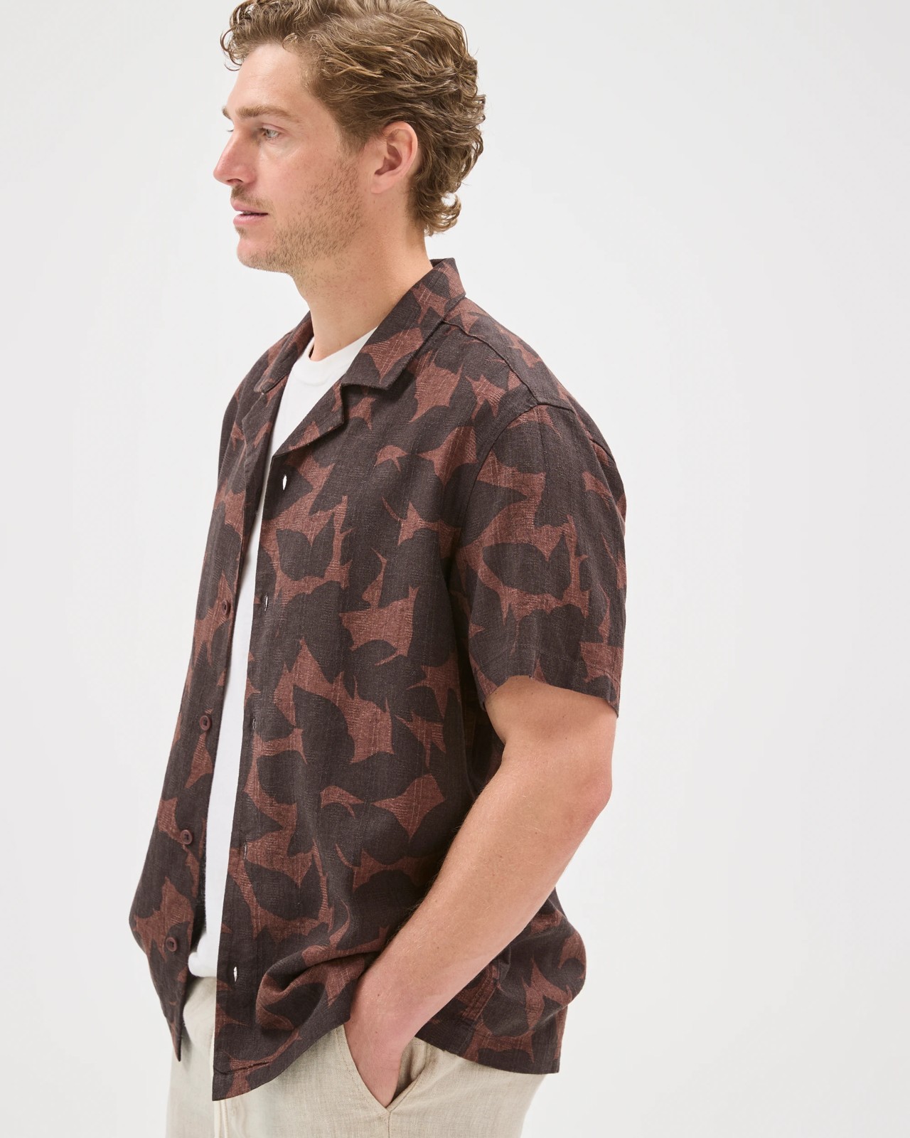 European Linen Blend Short Sleeve Textured Shirt 3 of 6