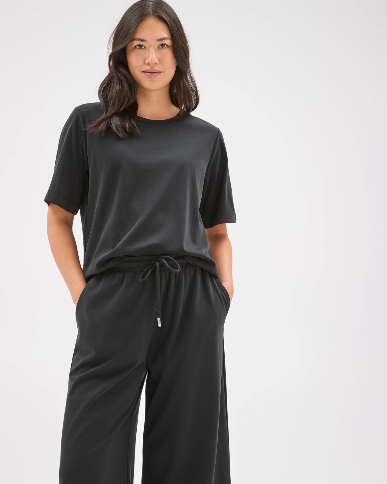 Relaxed Wide Leg Drape Pants - Washed Black 4 of 5