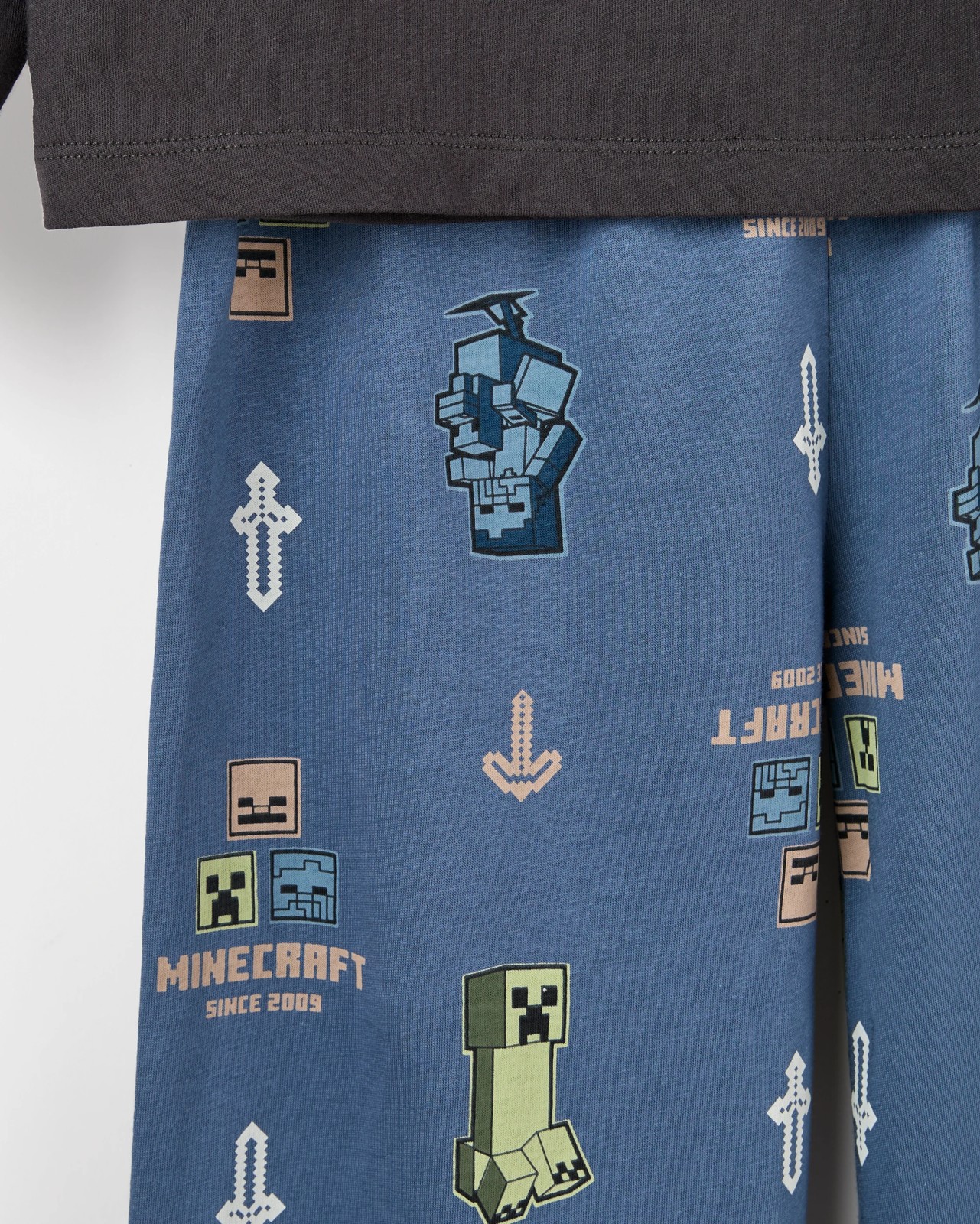 370_72132470_7+370T7213