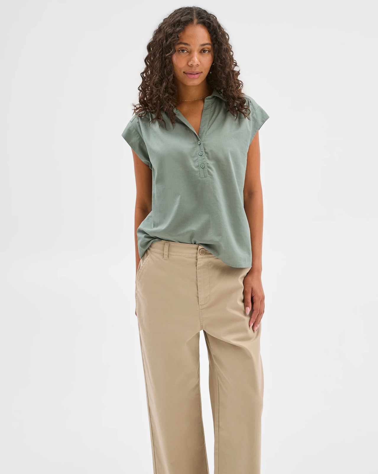 225_71627243_2+225T7162