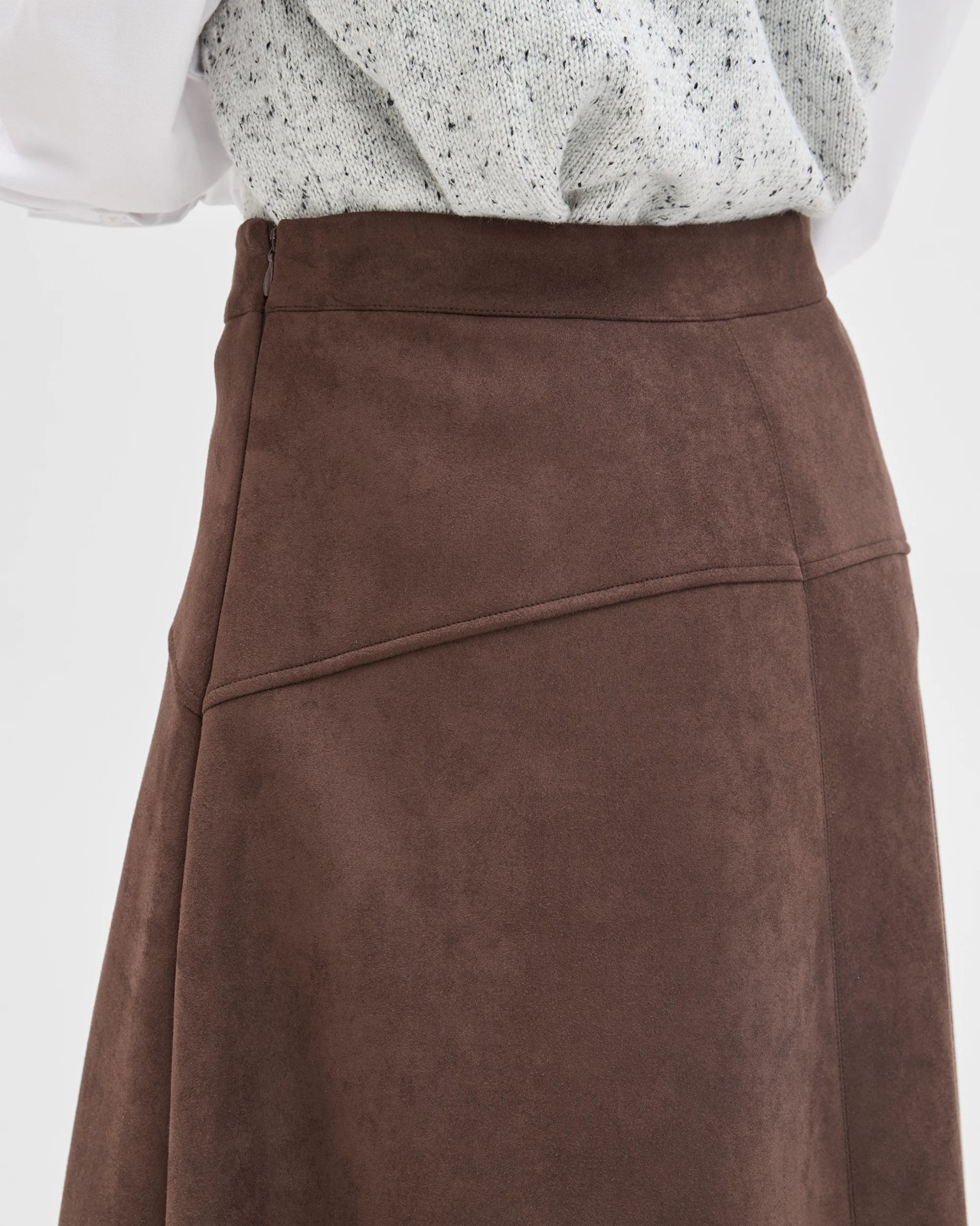 225_72120286_4+225T7212